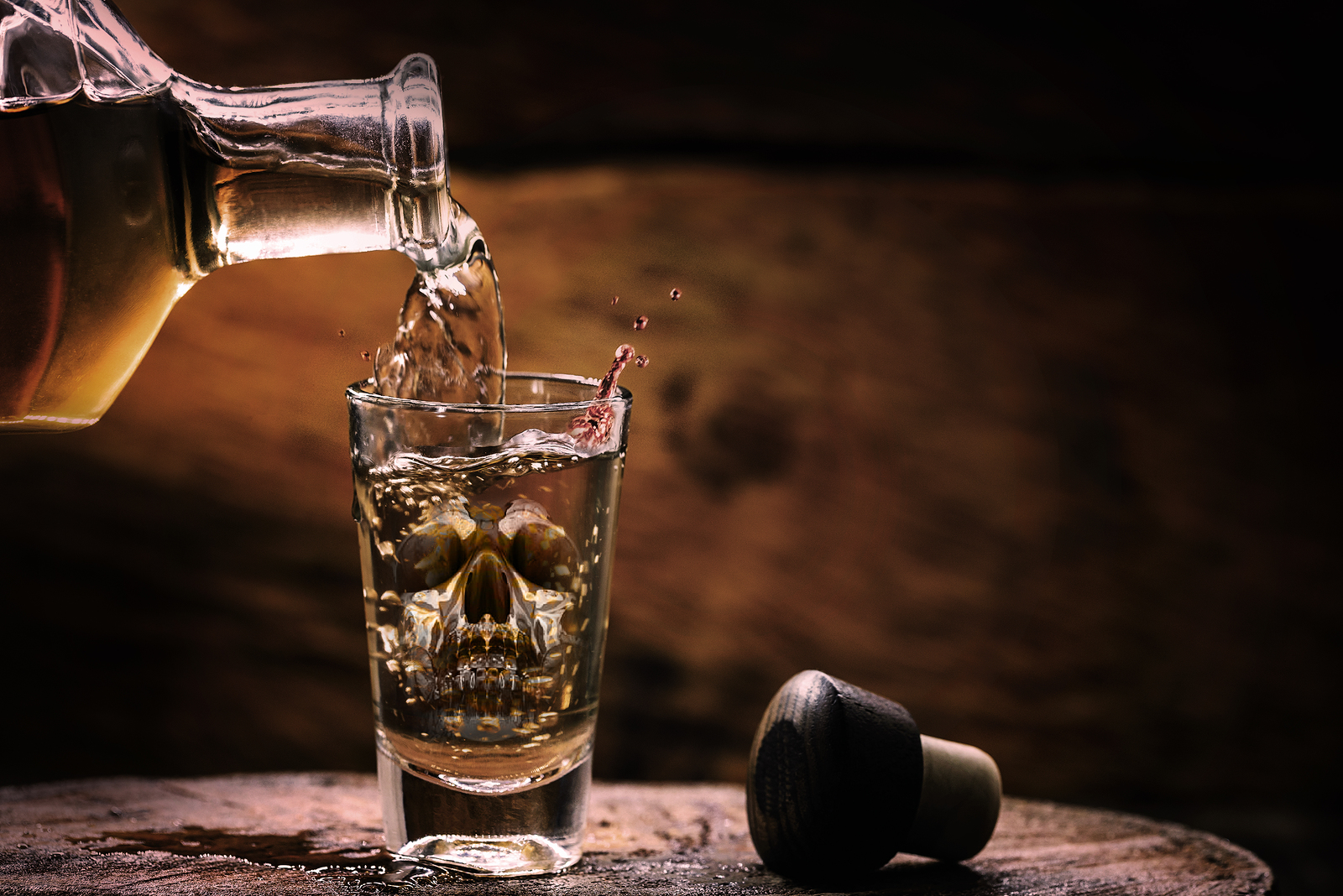 How Alcohol Affects Your Mouth