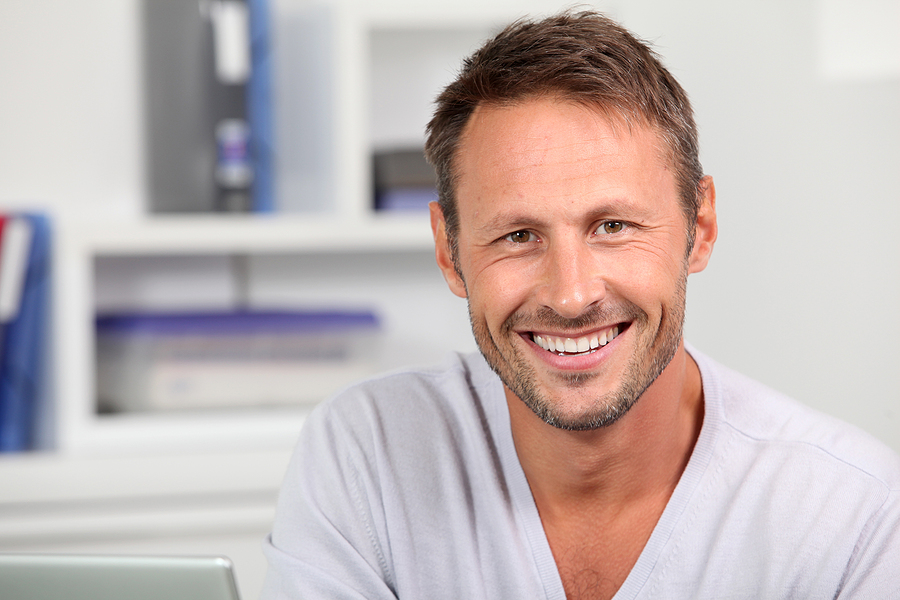Cosmetic Dentistry for Men: Why More Men Are Choosing Smile Makeovers